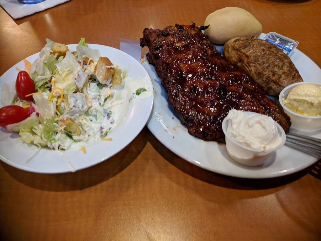 Damons Grill | restaurant | 1045 Eastside Dr, Wilmington, OH 45177, USA | 9373831400 OR +1 937-383-1400