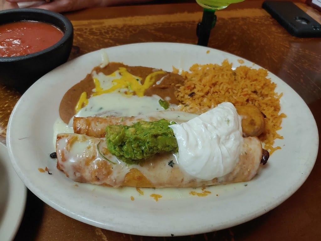 Cazadores Mexican Restaurant | restaurant | 8183 W Fairfield Dr, Pensacola, FL 32506, USA | 8504574747 OR +1 850-457-4747