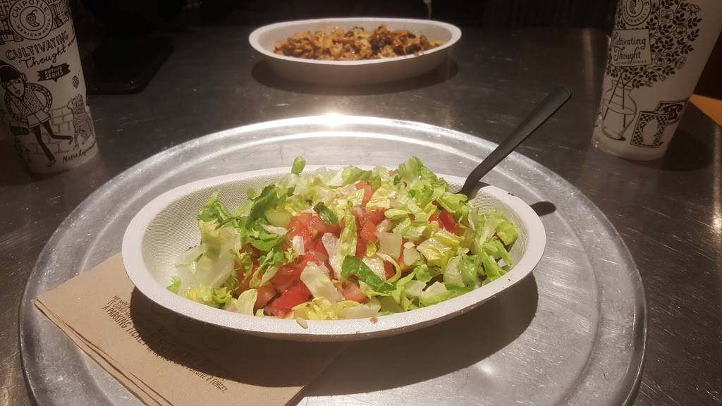Chipotle Mexican Grill | restaurant | 4120 196th St SW #150, Lynnwood, WA 98036, USA | 4257767549 OR +1 425-776-7549