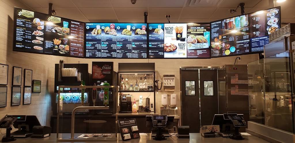 Taco Bell Cantina | restaurant | 2407 N Clark St, Chicago, IL 60614, USA | 7732374661 OR +1 773-237-4661