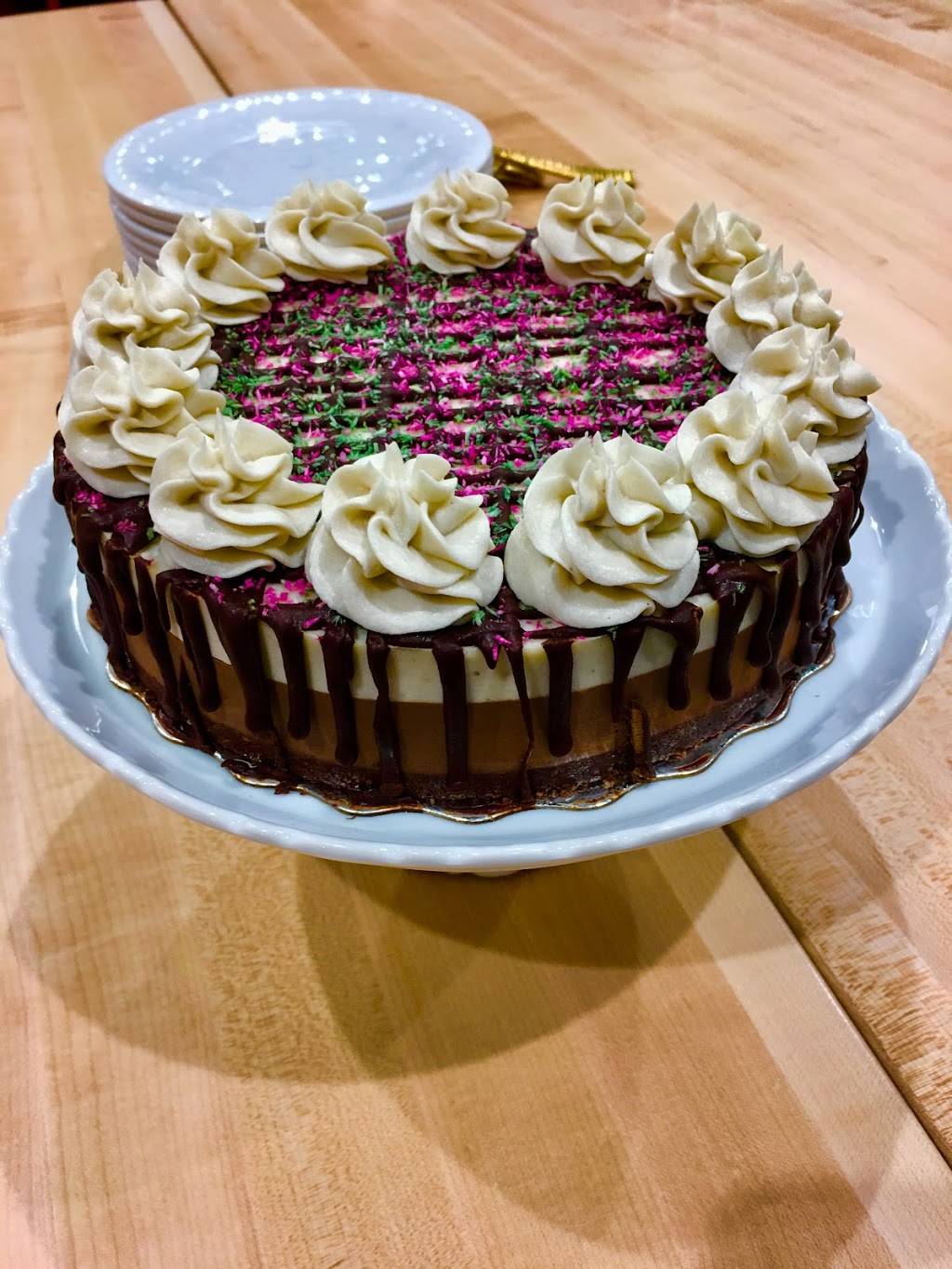 Humble Roots Organic | restaurant | 17600 Yonge St Unit fm17, Newmarket, ON L3Y 4Z1, Canada | 9052359400 OR +1 905-235-9400