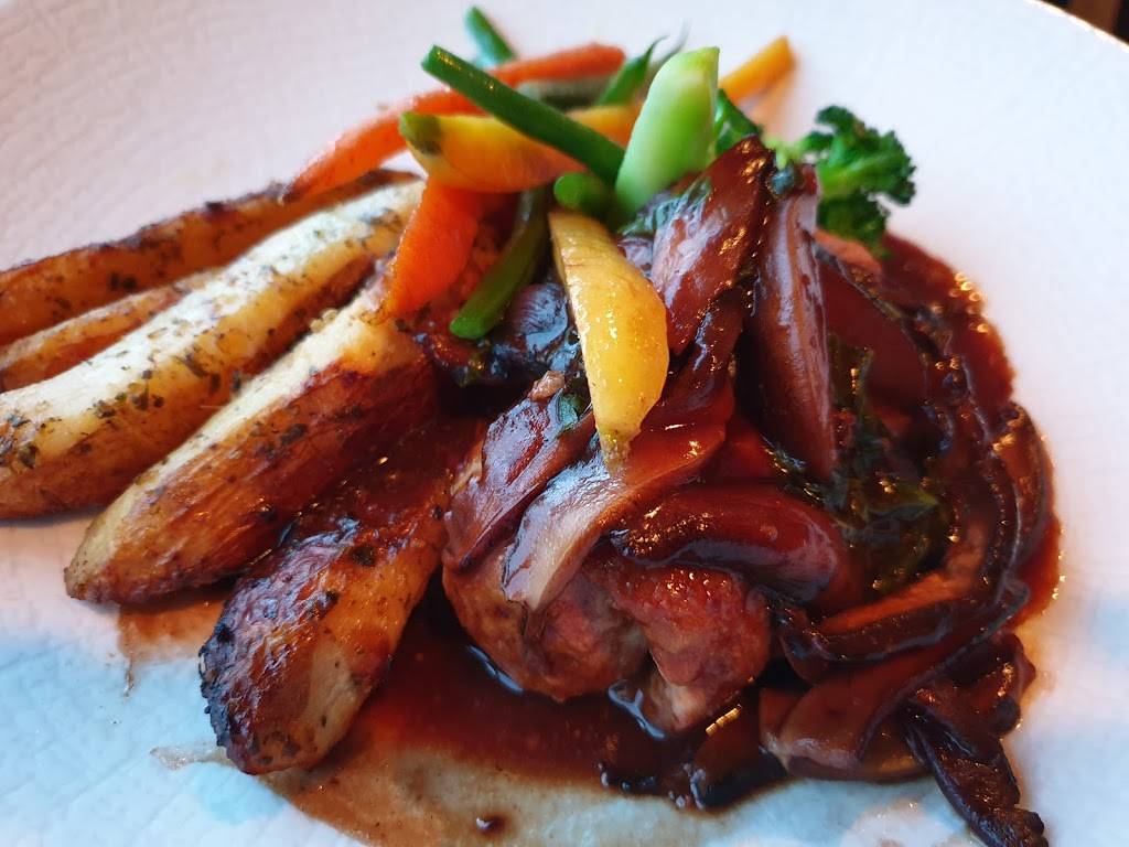 Napolis Café | restaurant | 1300 Stittsville Main St, Stittsville, ON K2S 1A3, Canada | 6138367722 OR +1 613-836-7722