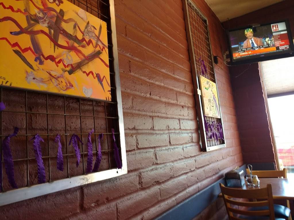 Tinos Pizza | restaurant | 6610 E Tanque Verde Rd, Tucson, AZ 85715, USA | 5202969656 OR +1 520-296-9656