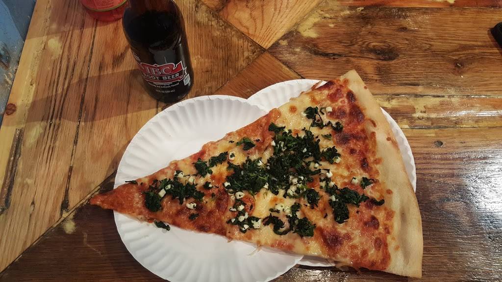 Benny Delucas | meal delivery | 913 W Main St, Charlottesville, VA 22903, USA | 4342454007 OR +1 434-245-4007