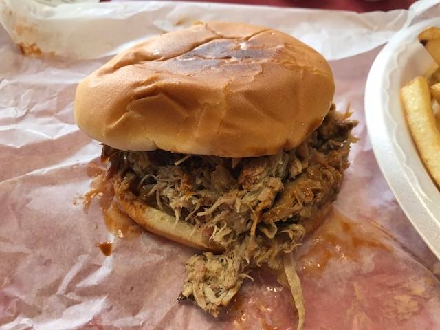 Little Pigs Bar-B-Q | restaurant | 2428 Hudson Rd, Greer, SC 29650, USA | 8642441090 OR +1 864-244-1090