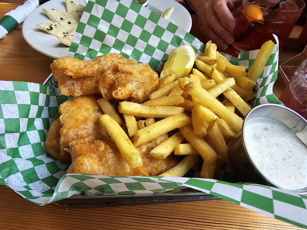 Ramova Grill and Taproom | restaurant | 3520 S Halsted St, Chicago, IL 60609, USA | 4142539992 OR +1 414-253-9992