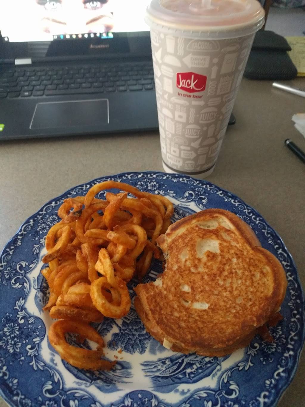 Jack in the Box | restaurant | 41 Soda Bay Rd, Lakeport, CA 95453, USA | 7072638063 OR +1 707-263-8063