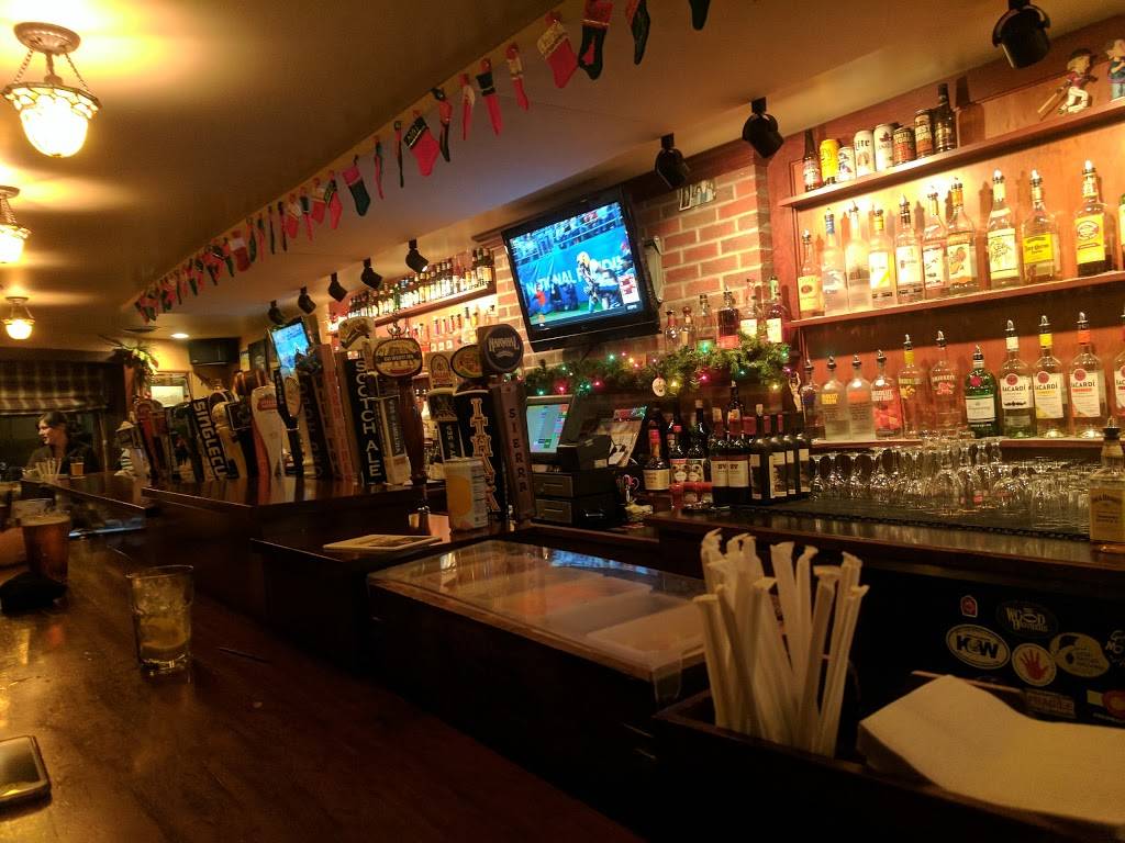 Donnellys Public House | restaurant | 1 Water St, Fairport, NY 14450, USA | 5853775450 OR +1 585-377-5450