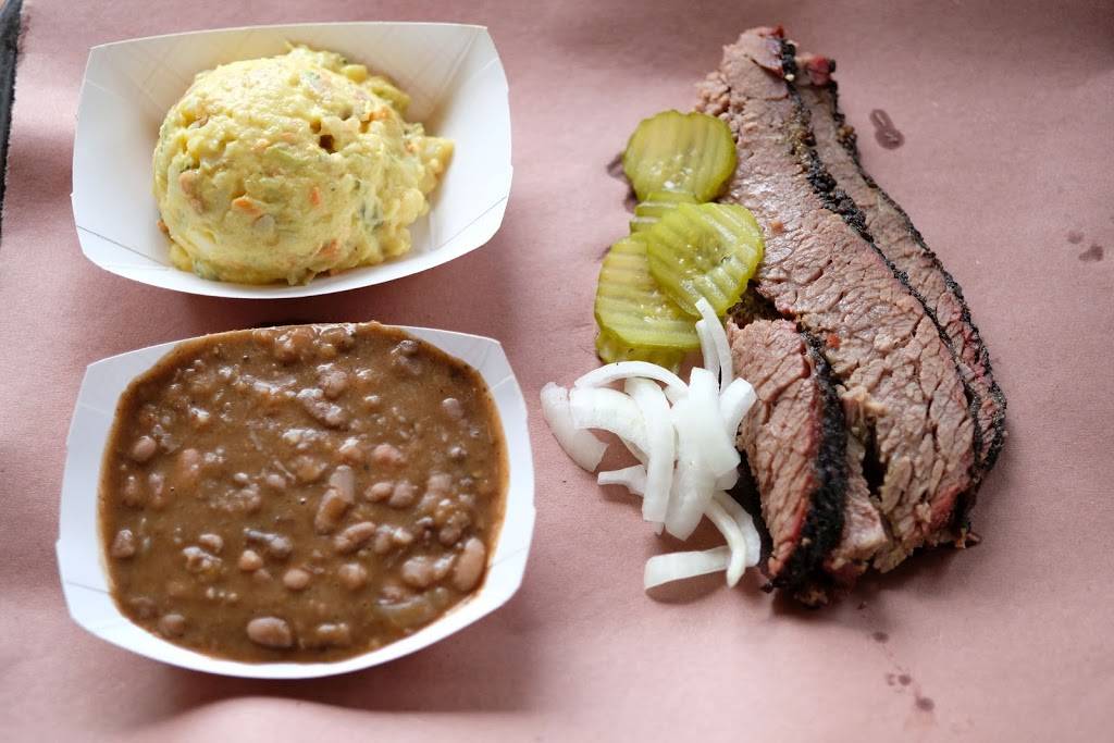 Red Wagon Bar-B-Que | restaurant | 169 Halbert Ln, Waco, TX 76705, USA | 2548292277 OR +1 254-829-2277