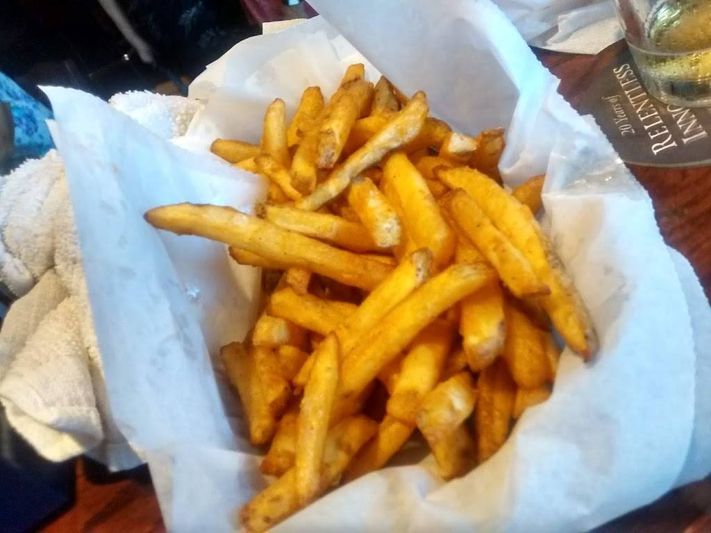 B J Mc Mahons | restaurant | 5432 95th St, Oak Lawn, IL 60453, USA | 7084223111 OR +1 708-422-3111