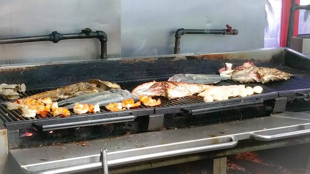 Astoria Seafood | restaurant | 3710 33rd St, Long Island City, NY 11101, USA | 7183922680 OR +1 718-392-2680