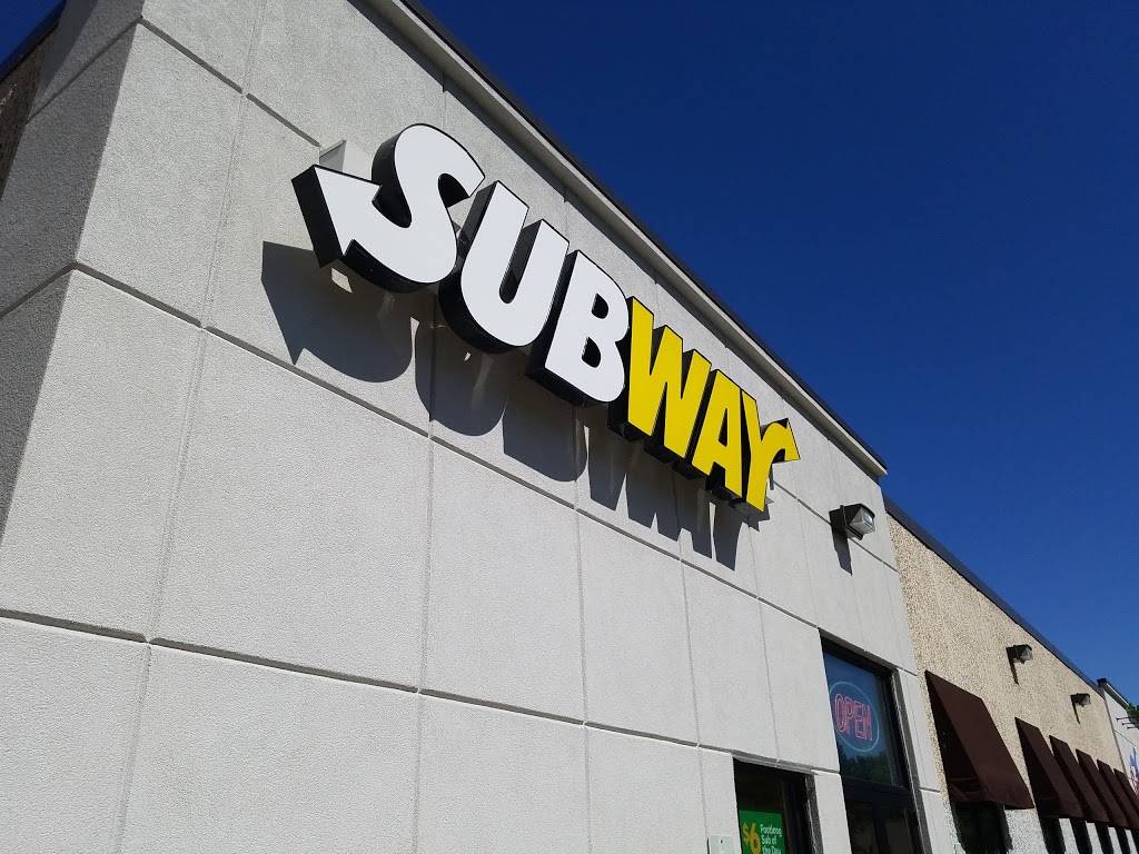Subway | restaurant | 124 Wabasha St S, St Paul, MN 55107, USA | 6512928300 OR +1 651-292-8300
