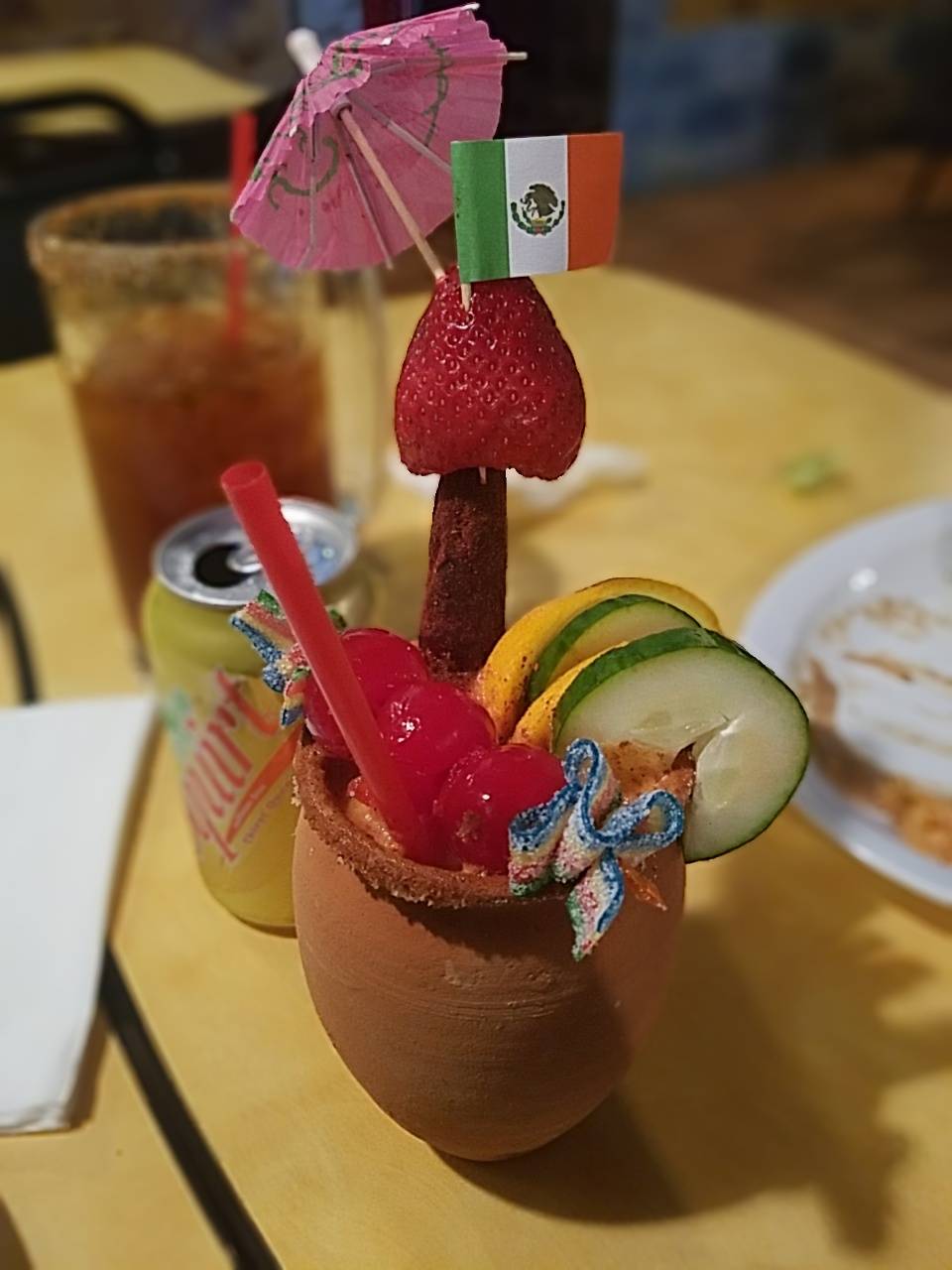 Sombrerito LoCo | restaurant | 9101 International Blvd, Oakland, CA 94603, USA | 5106922061 OR +1 510-692-2061