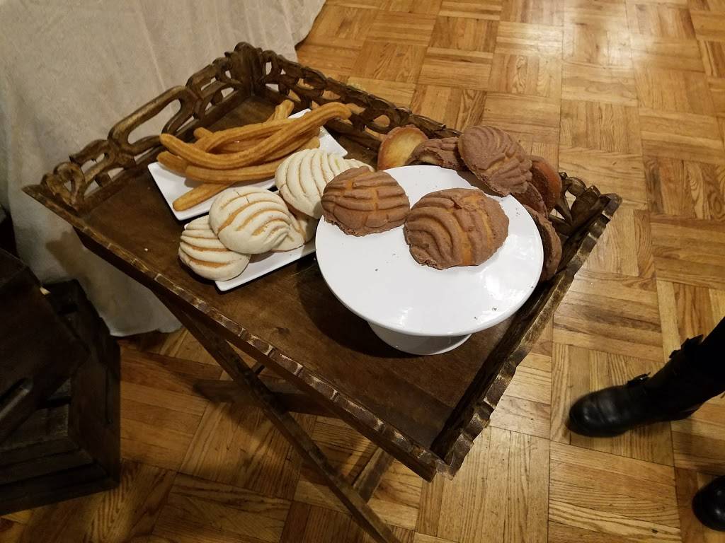 Mama Luigis Restaurant | restaurant | 7500 S Harlem Ave, Bridgeview, IL 60455, USA | 7084960900 OR +1 708-496-0900