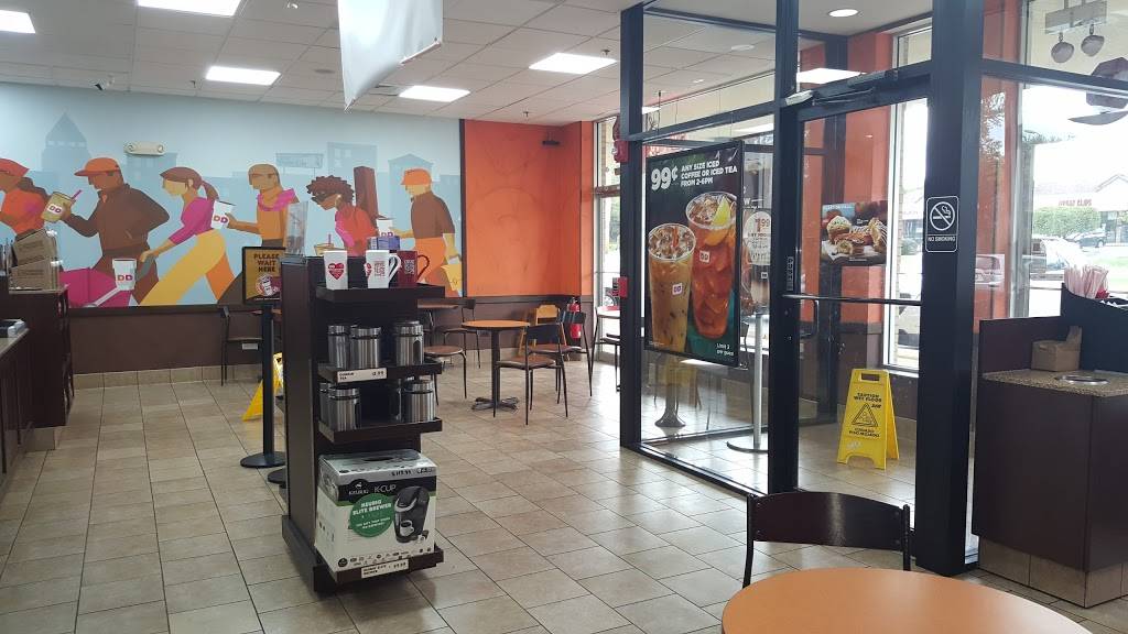 Dunkin Donuts | cafe | 6310 Woodward Ave, Downers Grove, IL 60516, USA | 6309645465 OR +1 630-964-5465