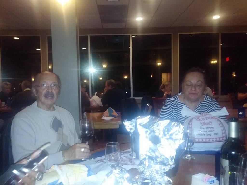 Golden Krust | restaurant | 3500 East-West Hwy, Hyattsville, MD 20782, USA | 3015597962 OR +1 301-559-7962