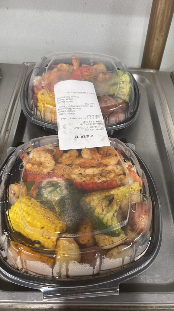 Seafood Shack and Steak | restaurant | 6658 S Cottage Grove Ave, Chicago, IL 60637, USA | 7734203289 OR +1 773-420-3289