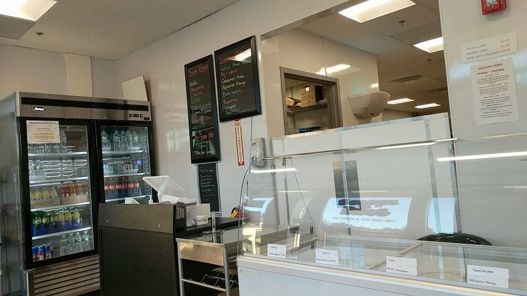 ScoopsnBites ice creams, vegetarian and vegan food take out | restaurant | 57 E Main St Unit 129, Westborough, MA 01581, USA | 5087401908 OR +1 508-740-1908