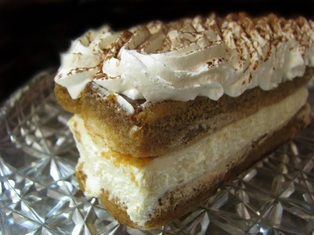 Viros Real Italian Bakery | bakery | 8301 E 22nd St, Tucson, AZ 85710, USA | 5208854045 OR +1 520-885-4045