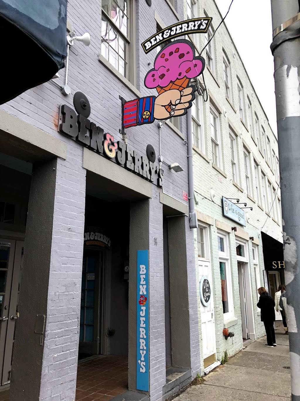 Ben & Jerry’s | bakery | 96 N Market St, Charleston, SC 29401, USA | 8438533888 OR +1 843-853-3888