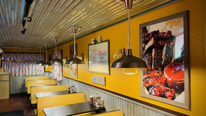 A Family Affair Soulfood Kitchen | restaurant | 417 S Main St, Fond du Lac, WI 54935, USA | 9209332054 OR +1 920-933-2054