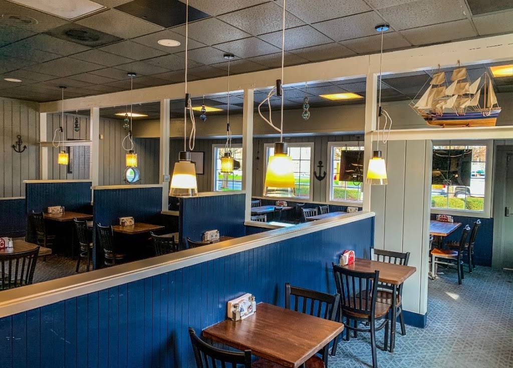 Skippers Seafood n Chowder | restaurant | 1420 E Main Ave, Puyallup, WA 98372, USA | 2538485715 OR +1 253-848-5715