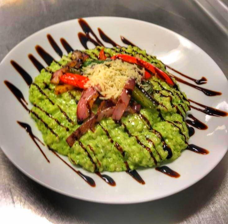 35 Brix | restaurant | Heritage Crossing Plaza, 3875 Massillon Rd, Uniontown, OH 44685, USA | 3308999200 OR +1 330-899-9200