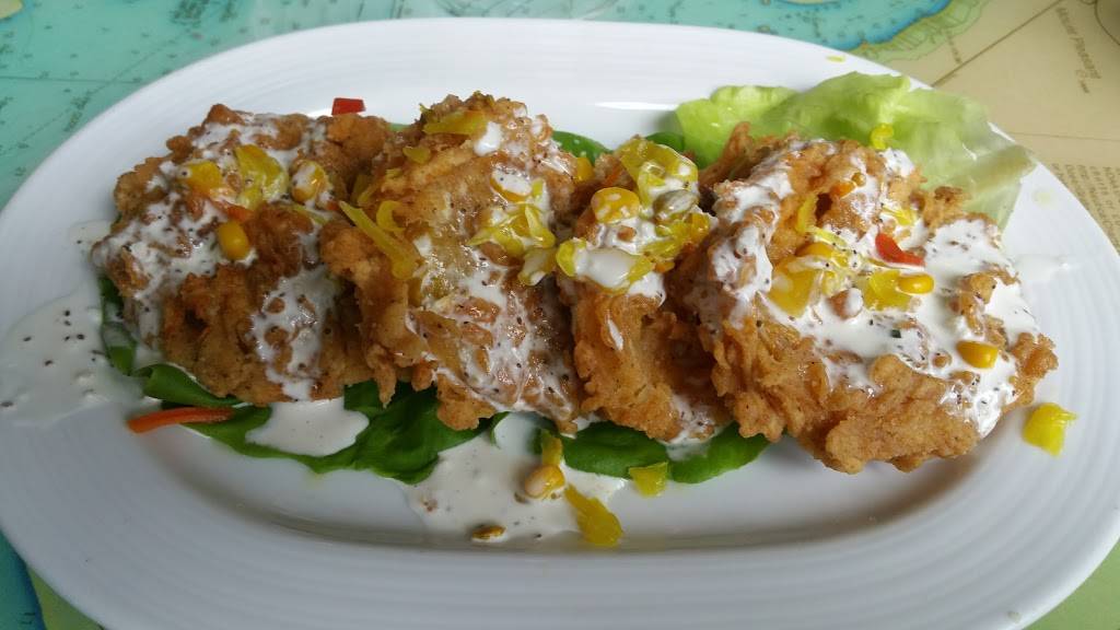 Charleston Harbor Fish House | restaurant | 32 Patriots Point Rd, Mt Pleasant, SC 29464, USA | 8432847070 OR +1 843-284-7070