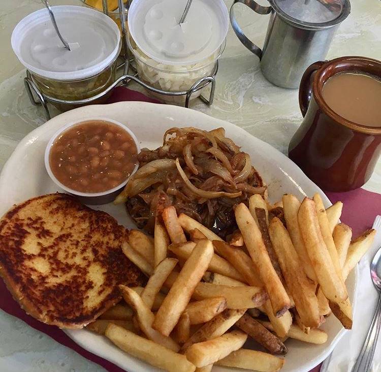 Michelettis Restaurant | restaurant | 1053 Newman Ave, Seekonk, MA 02771, USA | 5087616370 OR +1 508-761-6370