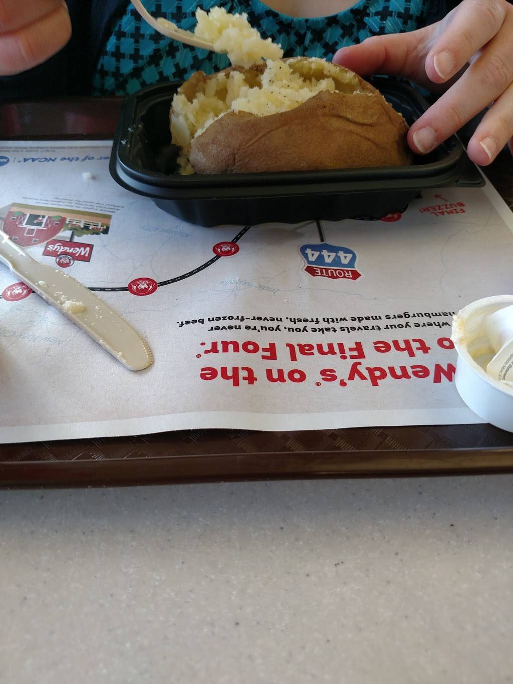 Wendys | restaurant | 2050 N College Ave, Fayetteville, AR 72703, USA | 4795711274 OR +1 479-571-1274