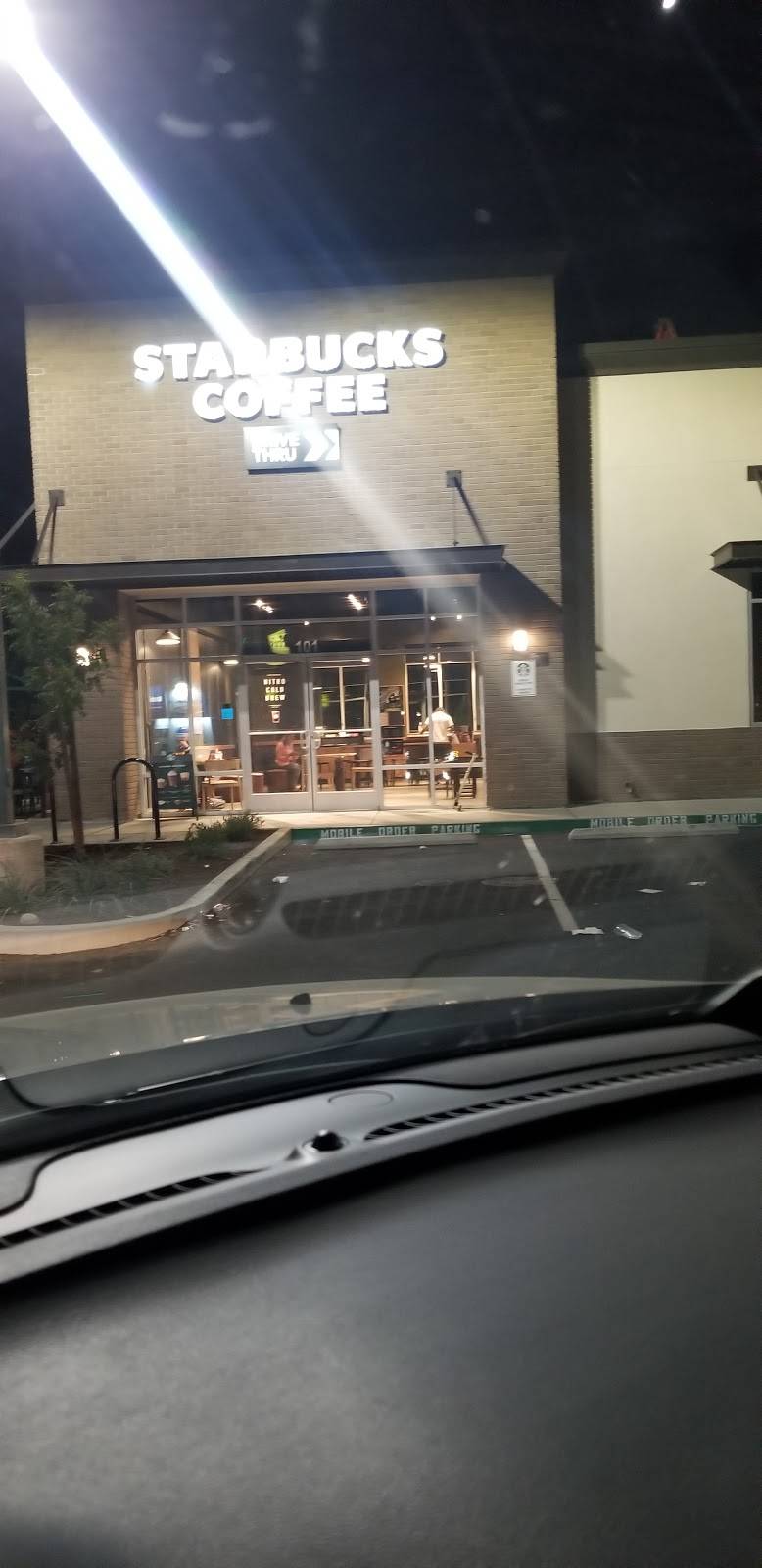 Starbucks | cafe | 305 W Olive Ave Suite 101, Madera, CA 93637, USA | 5597183377 OR +1 559-718-3377