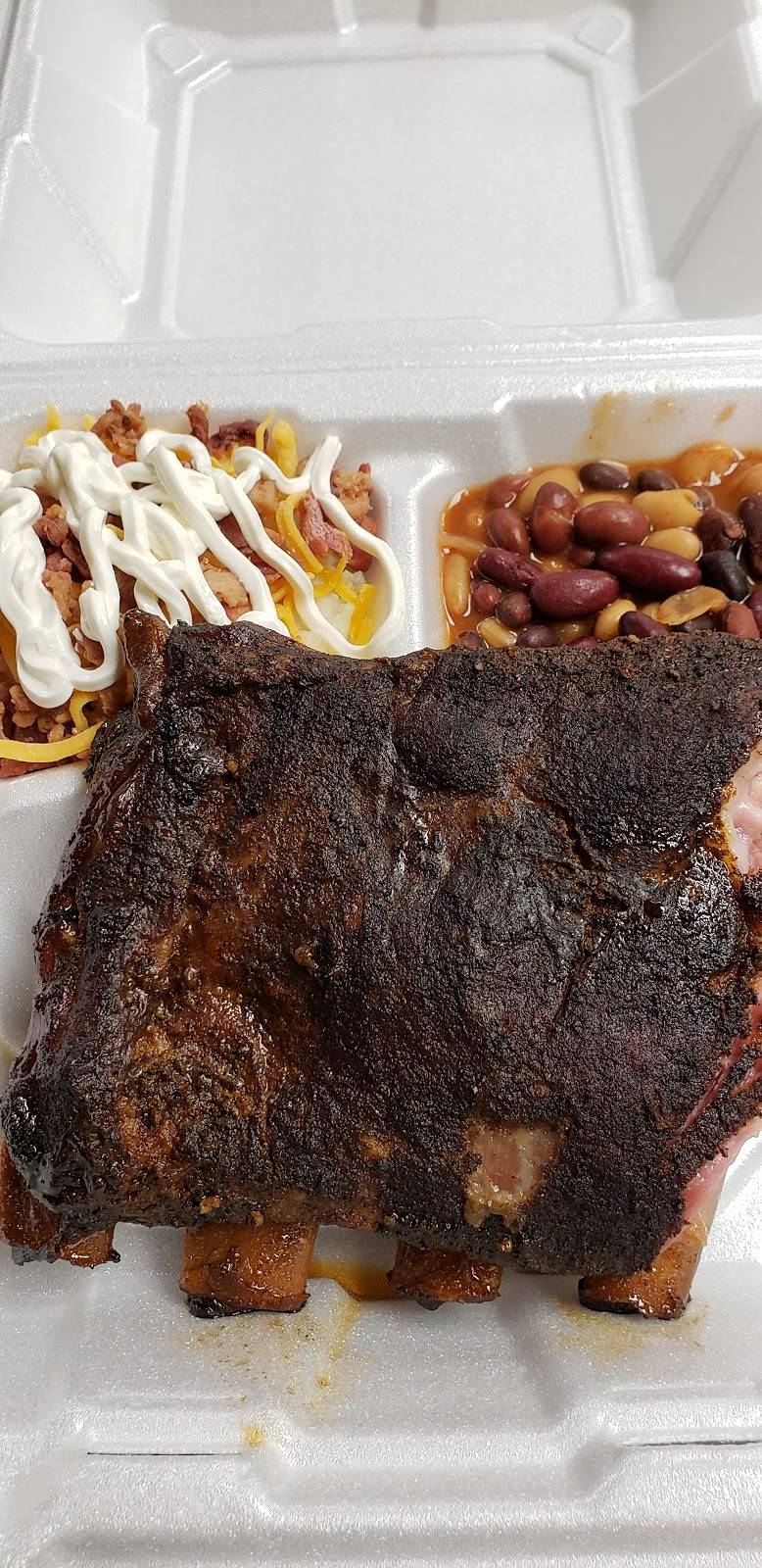 TTz BBQ | restaurant | 403 Racine St, Menasha, WI 54952, USA | 9204280082 OR +1 920-428-0082