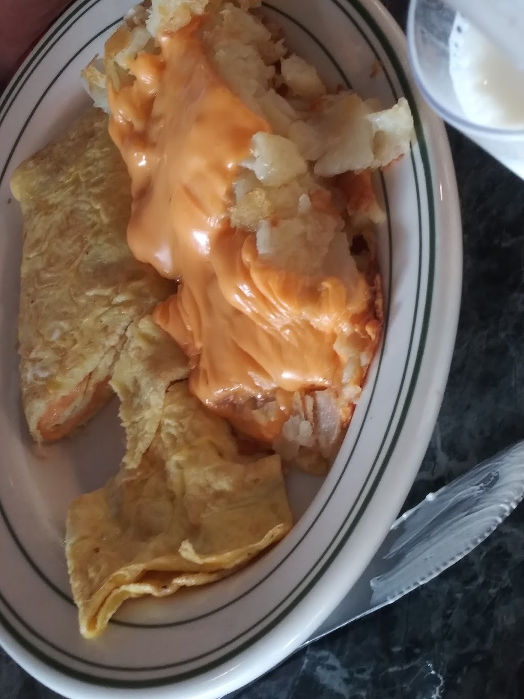 84th Classic Cafe | restaurant | 1650 S 84th St, West Allis, WI 53214, USA | 4149889827 OR +1 414-988-9827