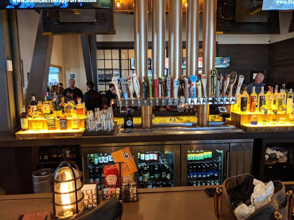 1919 Kitchen & Tap | restaurant | 1265 Lombardi Ave, Green Bay, WI 54304, USA | 9209656970 OR +1 920-965-6970