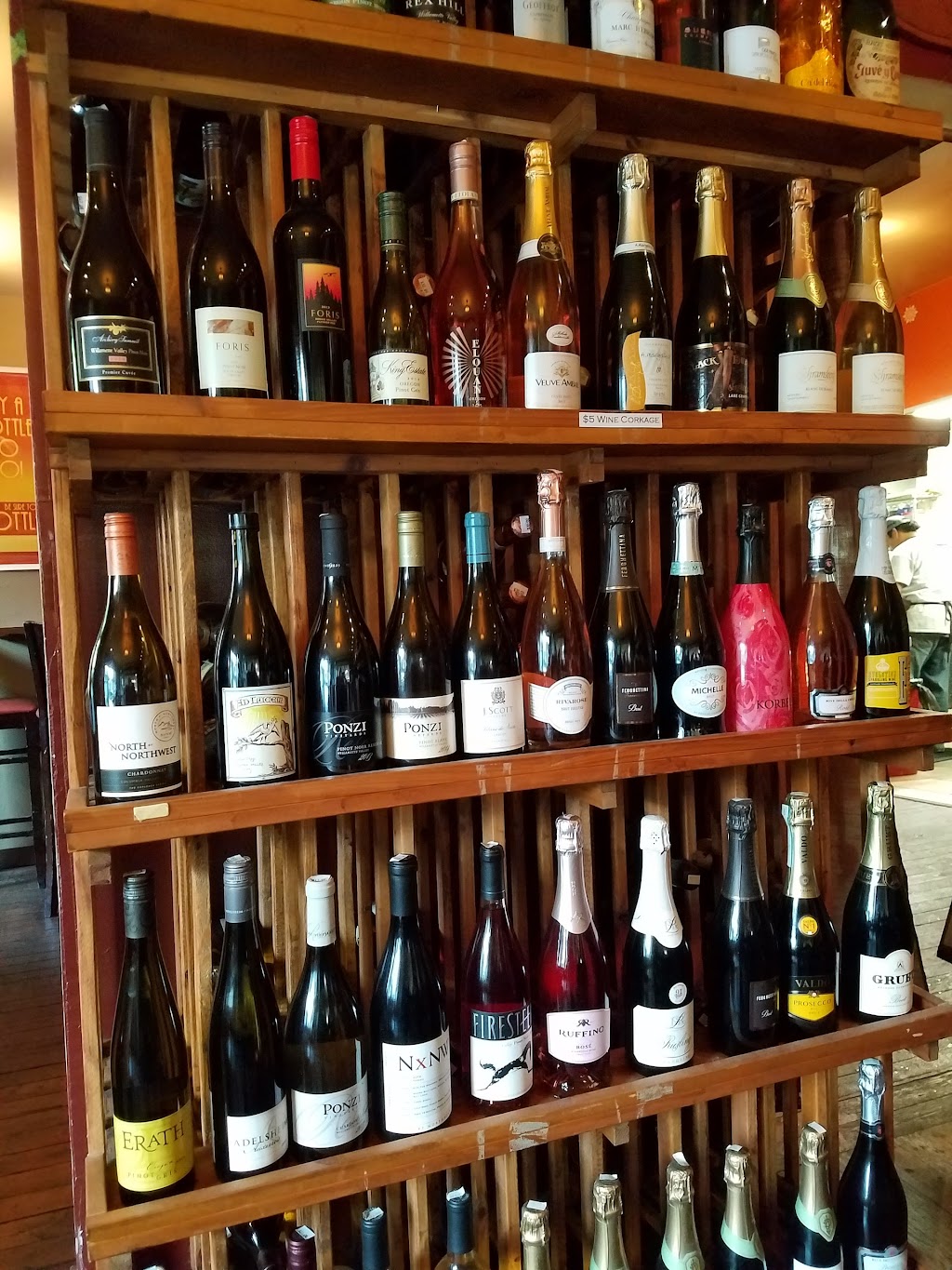 Red House | restaurant | 410 Burnett Ave S, Renton, WA 98057, USA | 4252262666 OR +1 425-226-2666