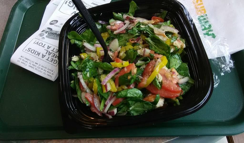 Subway | restaurant | 1185 W Granada Blvd Suite #2, Ormond Beach, FL 32174, USA | 3866727313 OR +1 386-672-7313