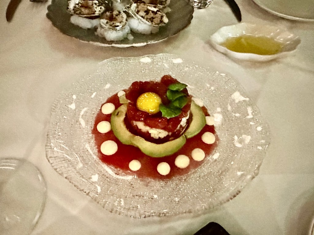 Andiron | restaurant | 3201 Allen Pkwy Suite e100, Houston, TX 77019, USA | 2819741513 OR +1 281-974-1513