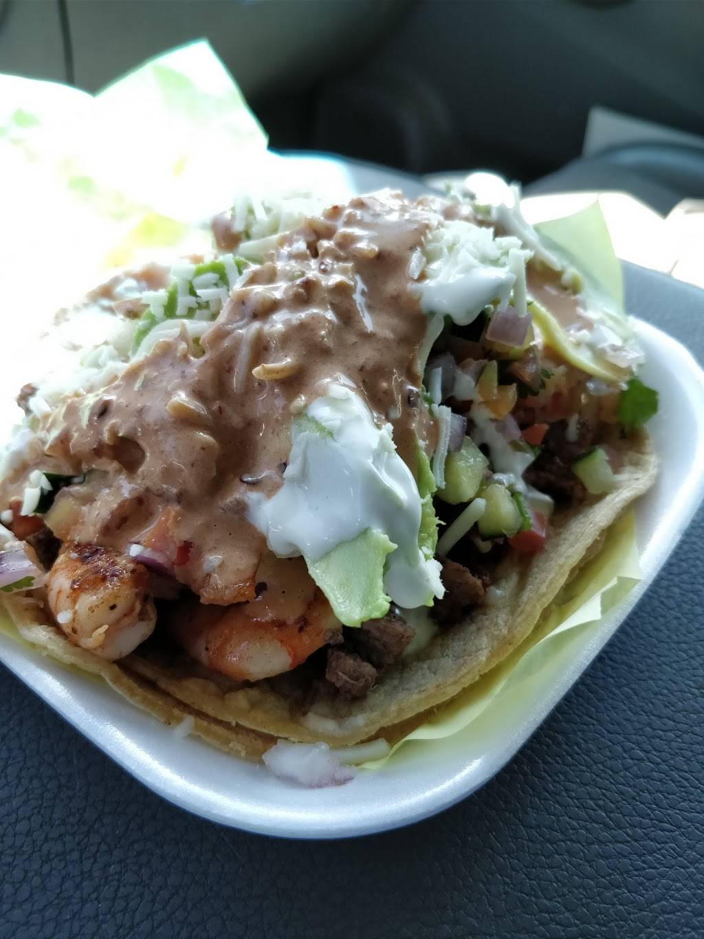 Kikos Place-The Seafood King | restaurant | 6090 Friars Rd, San Diego, CA 92108, USA | 6196230675 OR +1 619-623-0675