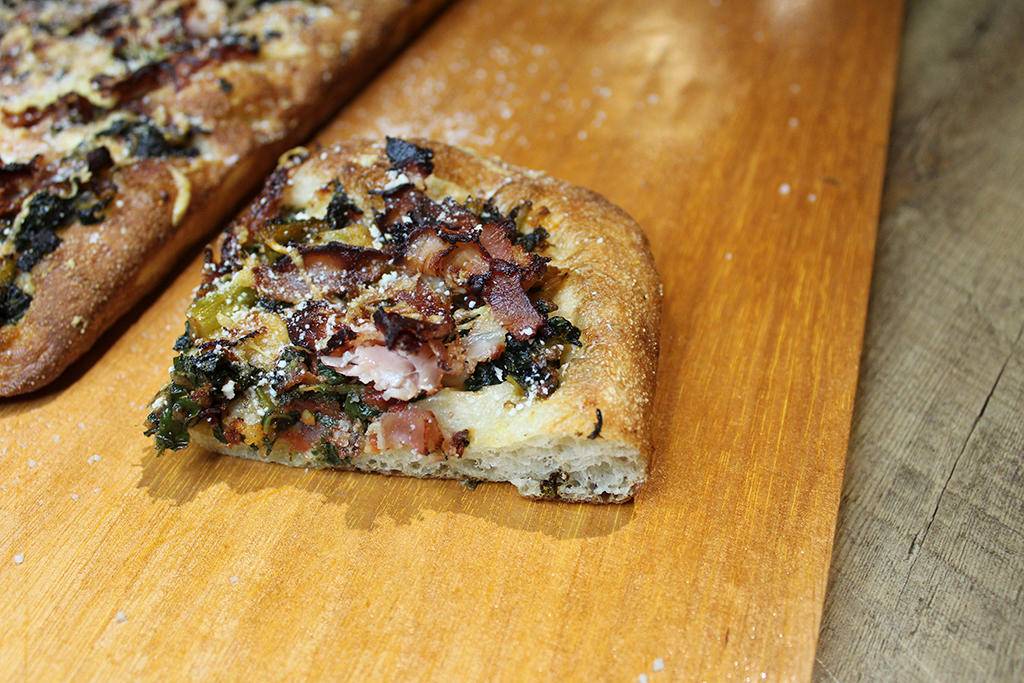 Caliente Pizza and Draft House | restaurant | 2125 Mosside Blvd, Monroeville, PA 15146, USA | 4124578777 OR +1 412-457-8777