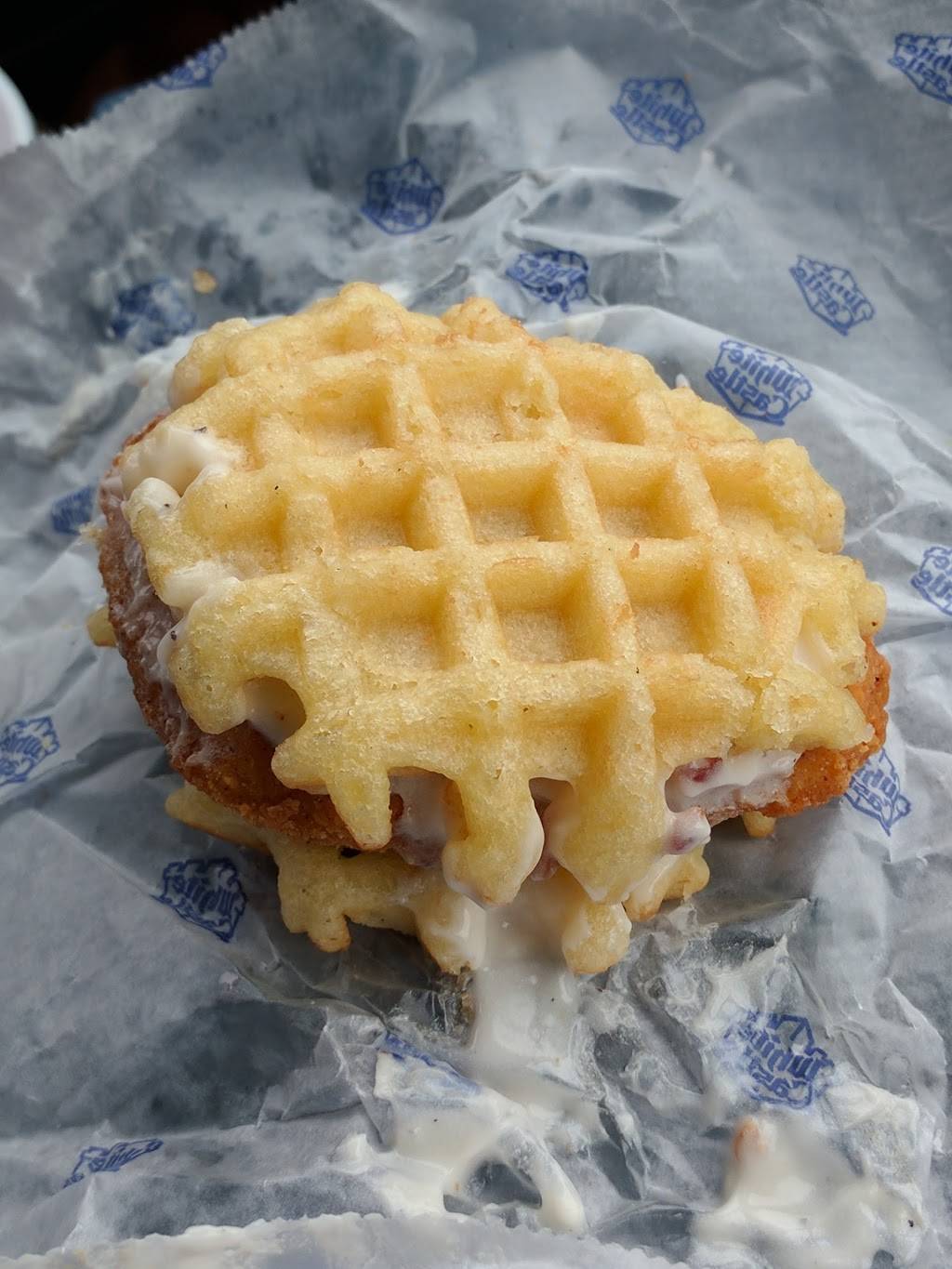 White Castle | restaurant | 4780 Roosevelt Blvd, Middletown, OH 45044, USA | 5134238870 OR +1 513-423-8870