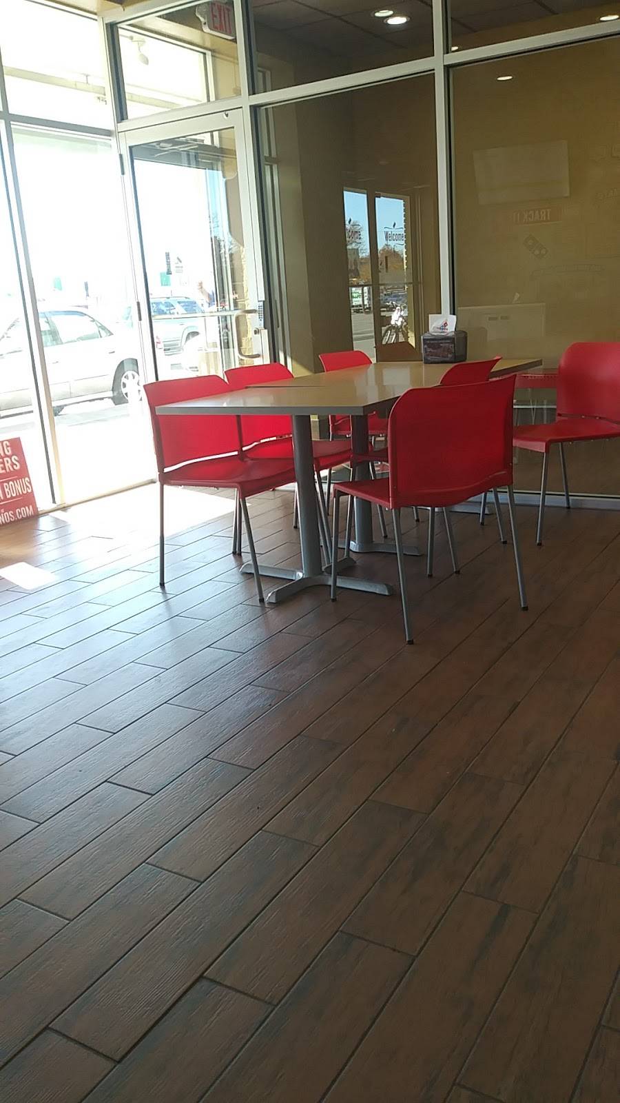 Dominos Pizza | meal delivery | 3906 Hull St, Richmond, VA 23224, USA | 8046554600 OR +1 804-655-4600