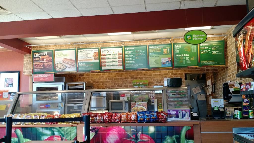 Subway | restaurant | 1000-B Main St, Altavista, VA 24517, USA | 4343692366 OR +1 434-369-2366