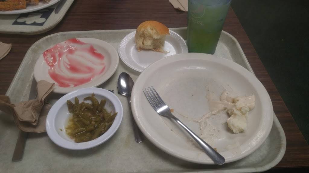 Jerrys Cafeteria & Catering | restaurant | 1920 Edison Ave, Granite City, IL 62040, USA | 6184520078 OR +1 618-452-0078