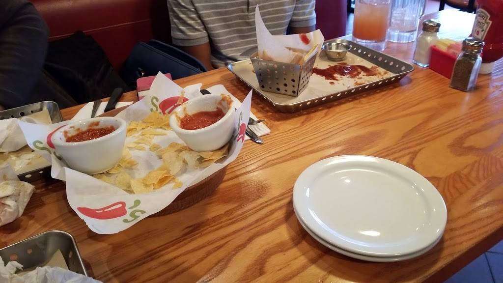 Chilis Grill & Bar | restaurant | 5880 Antioch Rd, Merriam, KS 66202, USA | 9132620067 OR +1 913-262-0067