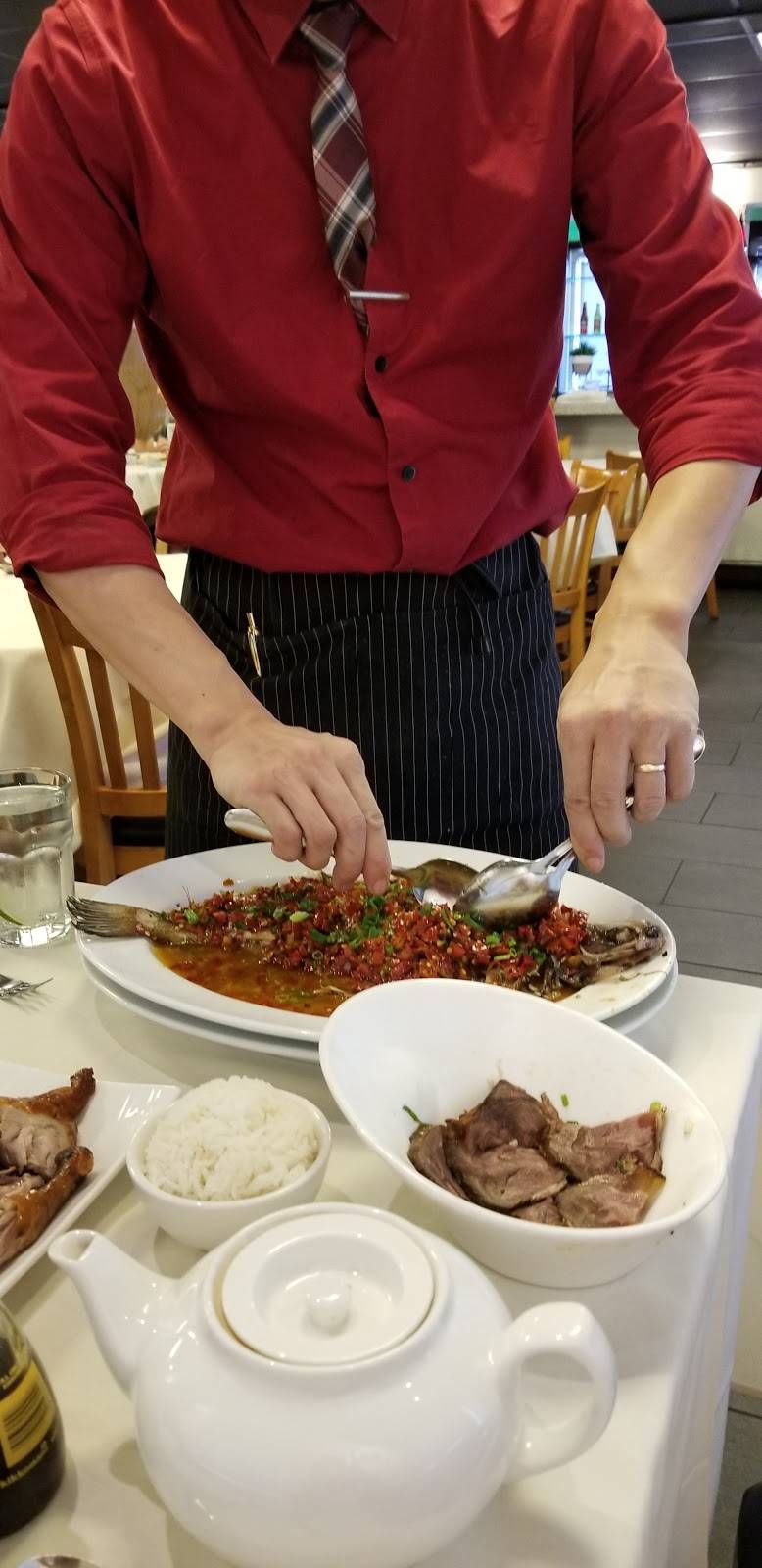 Hus House | restaurant | 1619 Central Ave, Albany, NY 12205, USA | 5183137090 OR +1 518-313-7090