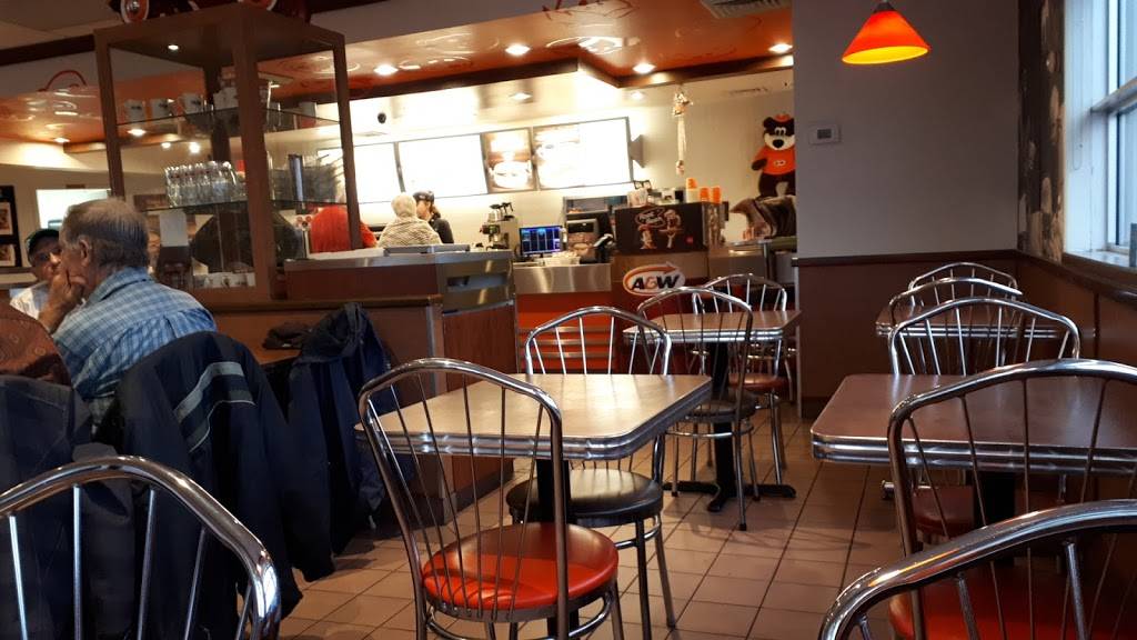 A&W Canada | restaurant | 335 Rue Barkoff, Trois-Rivières, QC G8T 2A5, Canada | 8193795312 OR +1 819-379-5312