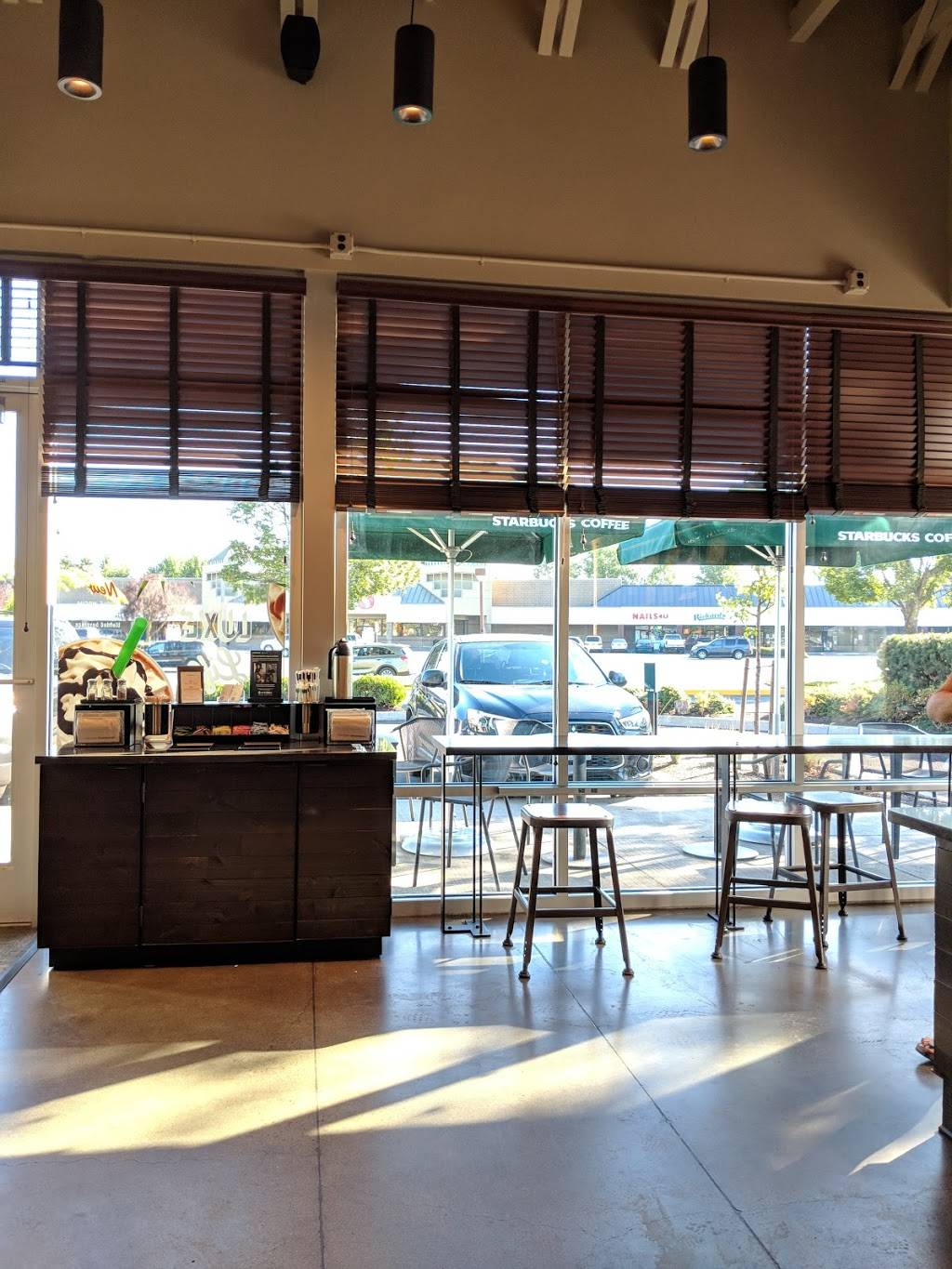 Starbucks | cafe | 2521 SE Tualatin Valley Hwy, Hillsboro, OR 97123, USA | 9717274174 OR +1 971-727-4174