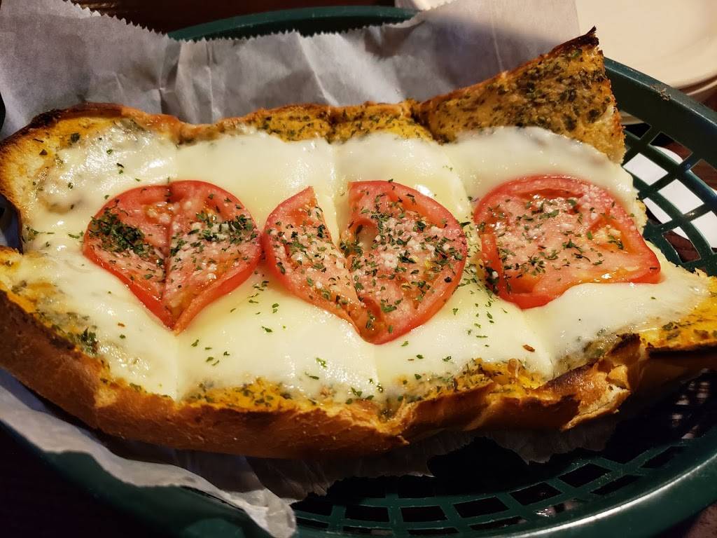 Capizzis Italian Kitchen | restaurant | 2525 Clarksville St, Paris, TX 75460, USA | 9037857590 OR +1 903-785-7590