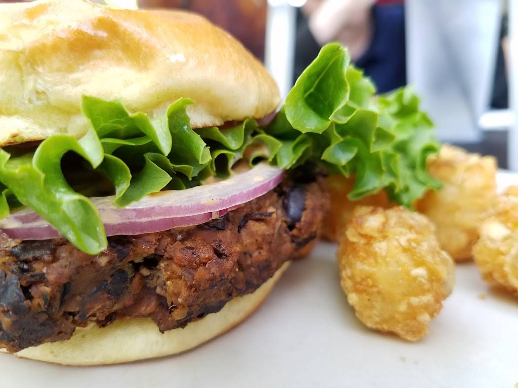 Universal Joint | restaurant | 784 Haywood Rd, Asheville, NC 28806, USA | 8285057262 OR +1 828-505-7262