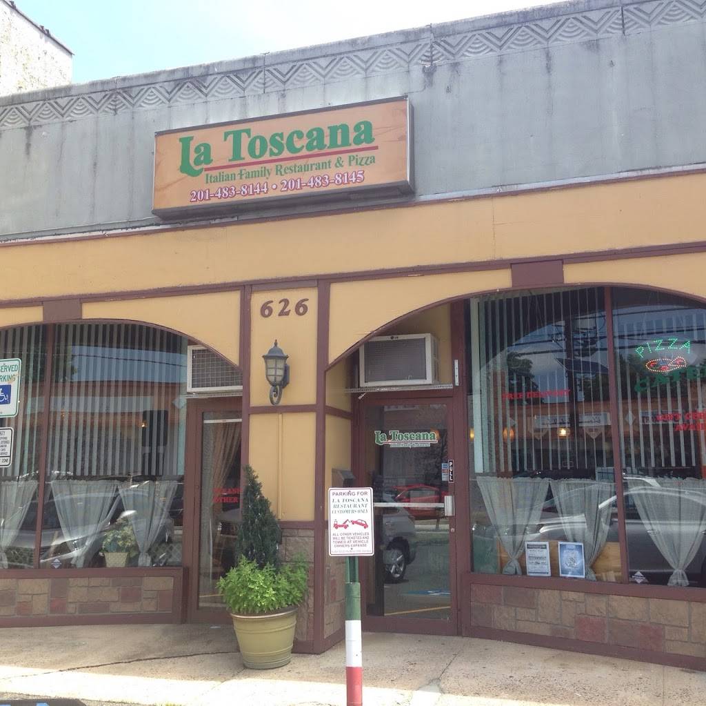 La Toscana Pizza | restaurant | 626 Kinderkamack Rd, River Edge, NJ 07661, USA | 2014838144 OR +1 201-483-8144